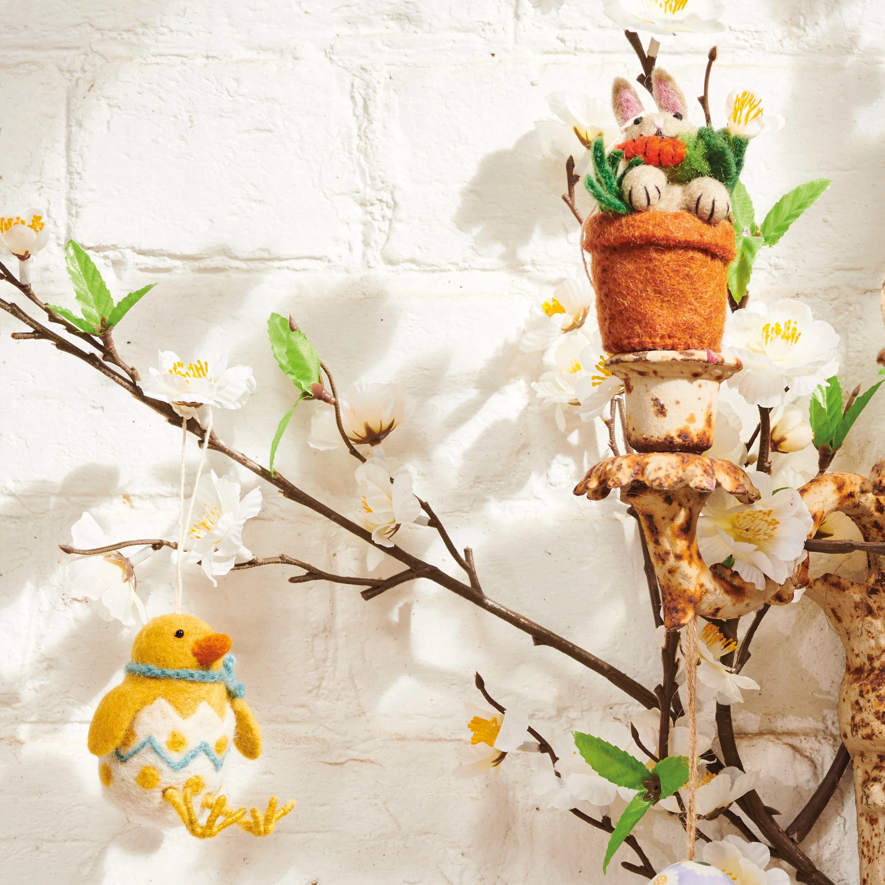 Easter Bunny Decoration - Image 3