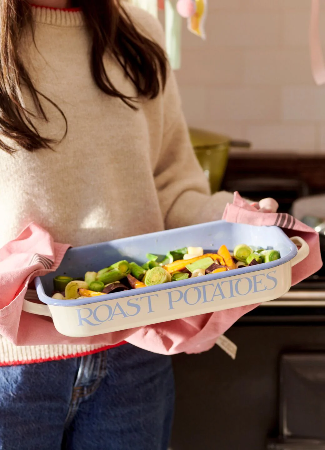 Easter Toast 40cm Enamel Roasting Tray - Image 8