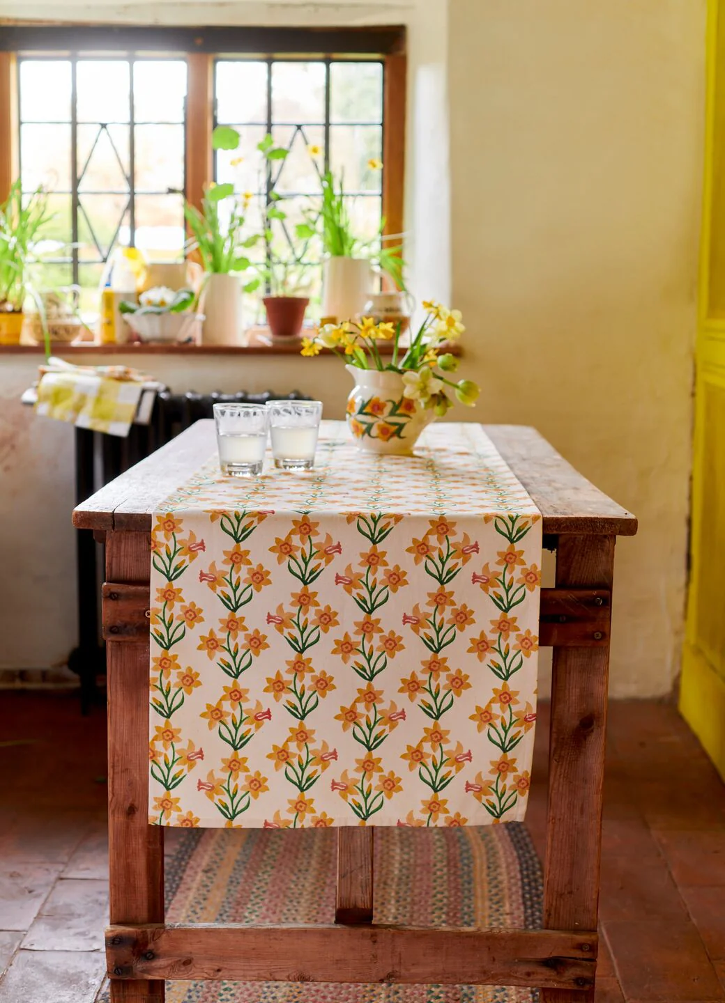 Windblown Daffodils  Runner